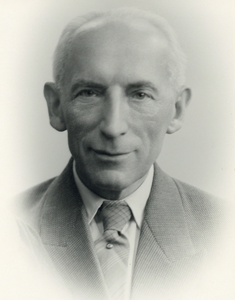 826092 Portret van A. Barnard, tussen 1910 en 1947 administrateur van het Diakonessenhuis (Bosboomstraat 1) te Utrecht.